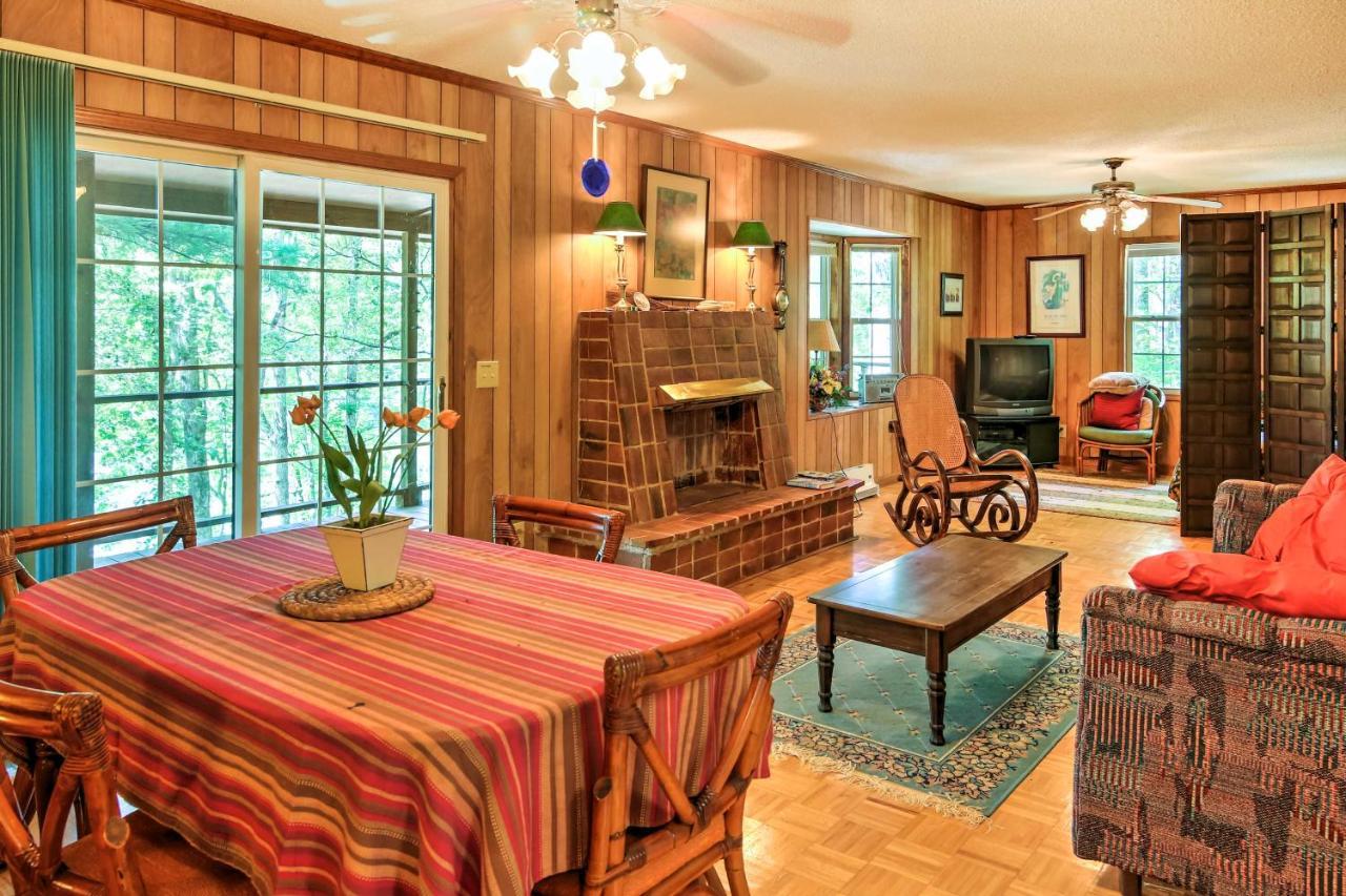 Lakefront Mountain Rest Cottage With Gas Fireplace! Walhalla Exterior photo